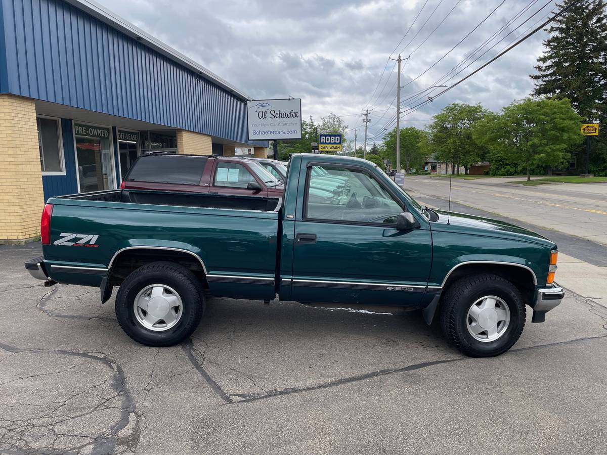 Chevrolet-k1500-1995-black-16