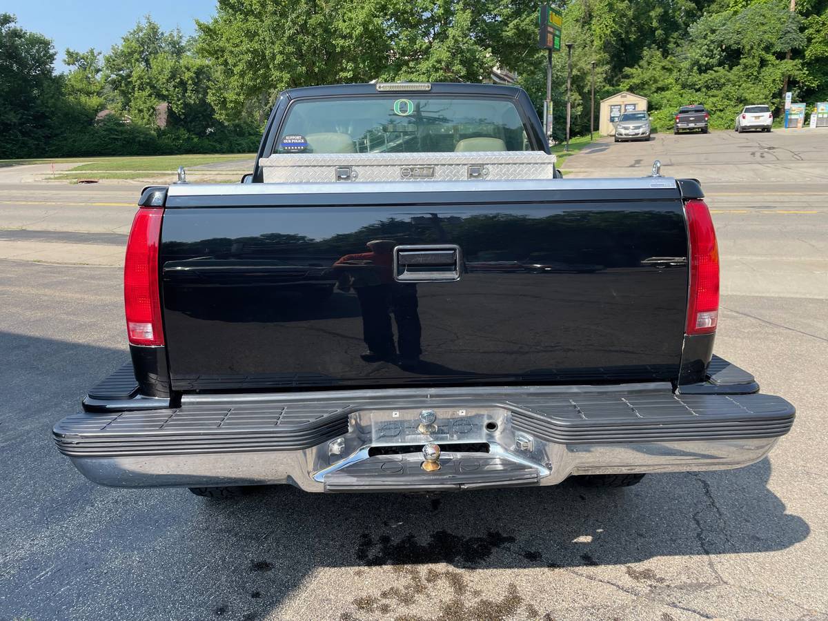 Chevrolet-k1500-1995-black-6