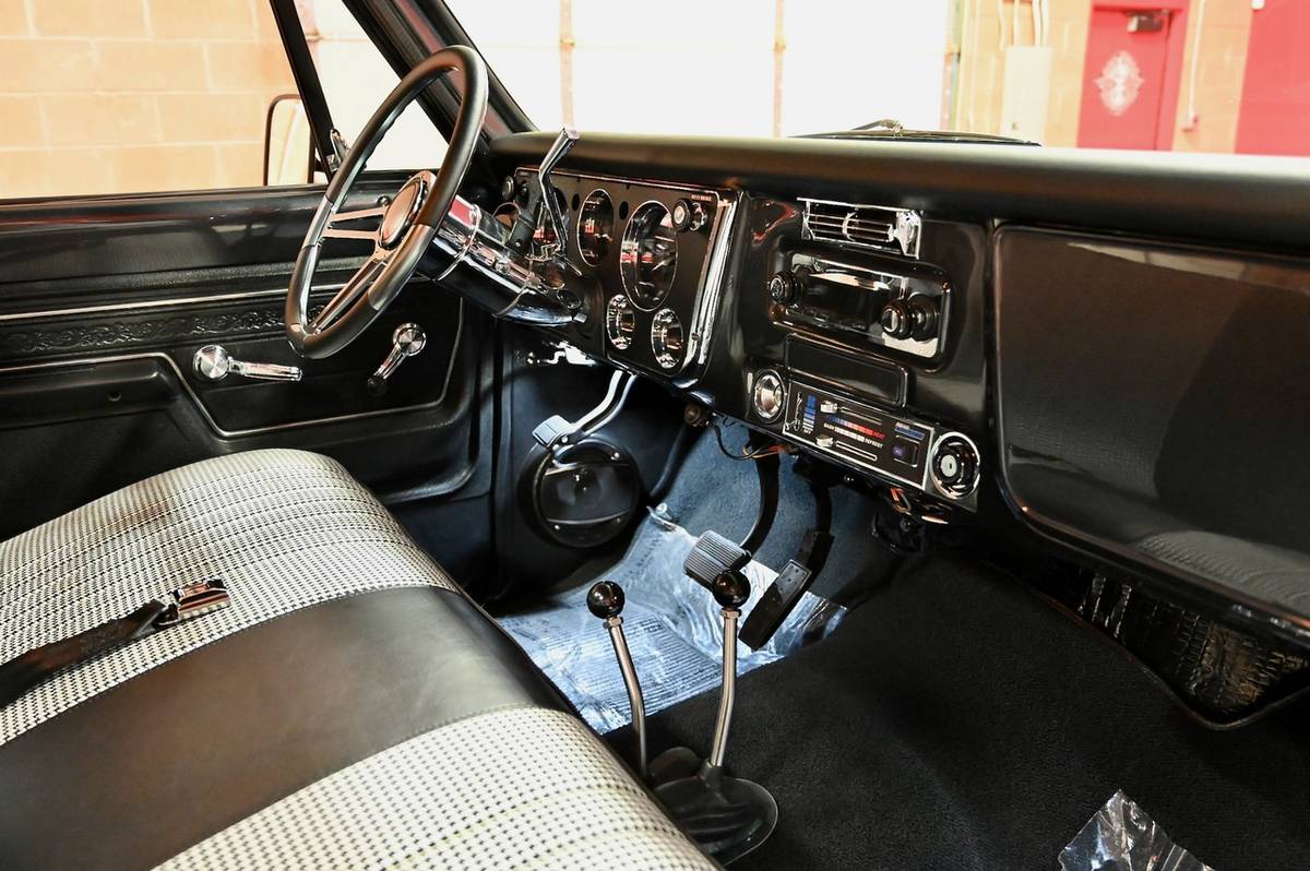 Chevrolet-k20-1972-5