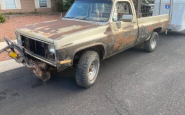 Chevrolet-k20-1981-brown