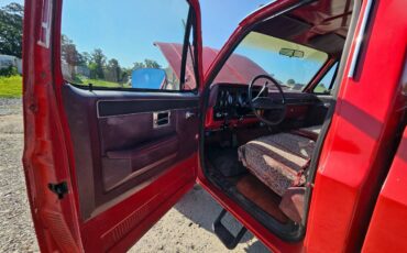 Chevrolet-k20-1985-7