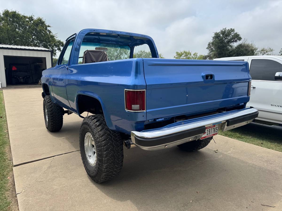 Chevrolet-k5-blazer-1977-blue-1