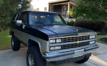 Chevrolet-k5-blazer-1990-black-1
