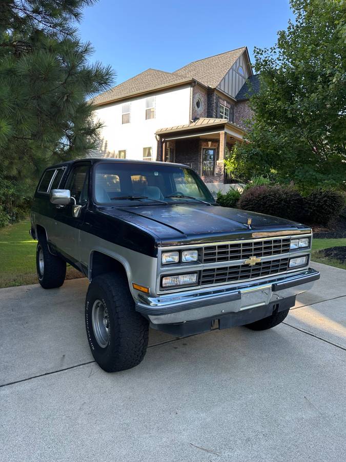 Chevrolet-k5-blazer-1990-black-1