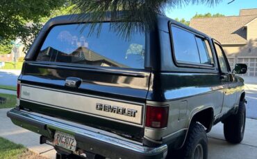 Chevrolet-k5-blazer-1990-black-2