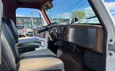 Chevrolet-kodiak-c7500-diesel-1980-15