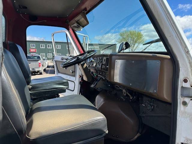 Chevrolet-kodiak-c7500-diesel-1980-15