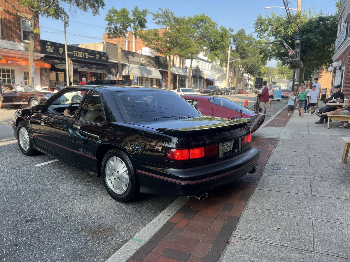 Chevrolet-lumina-1992-black-20
