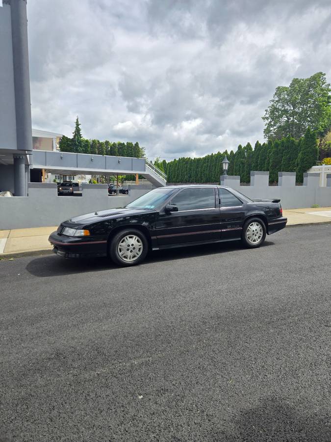 Chevrolet-lumina-1992-black-3