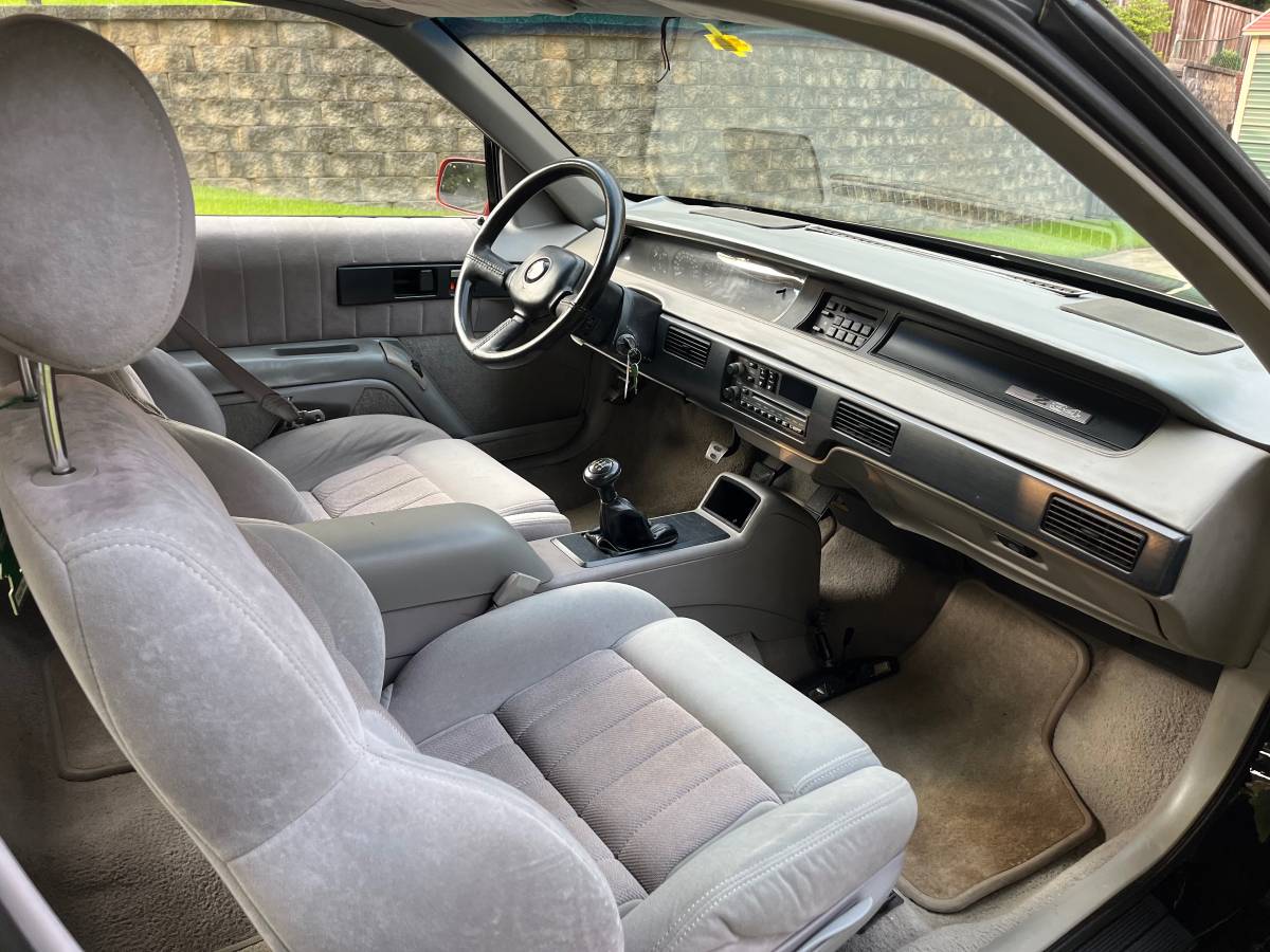 Chevrolet-lumina-z34-1992-black-6