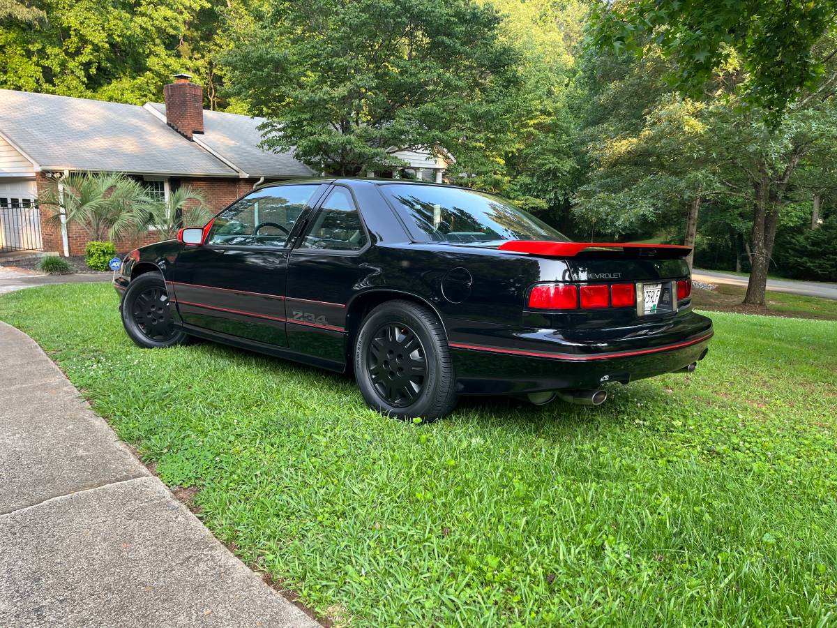 Chevrolet-lumina-z34-1992-black