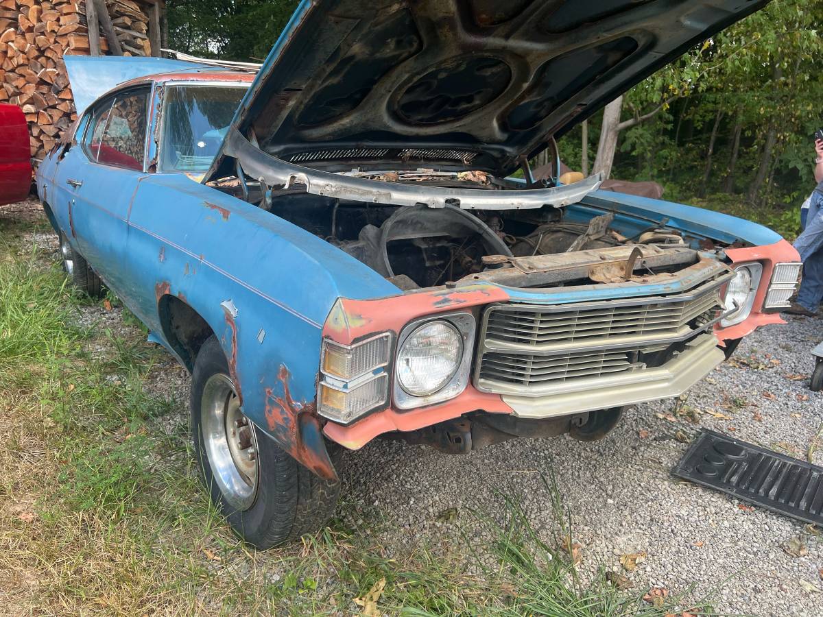 Chevrolet-malibu-1971-blue-1