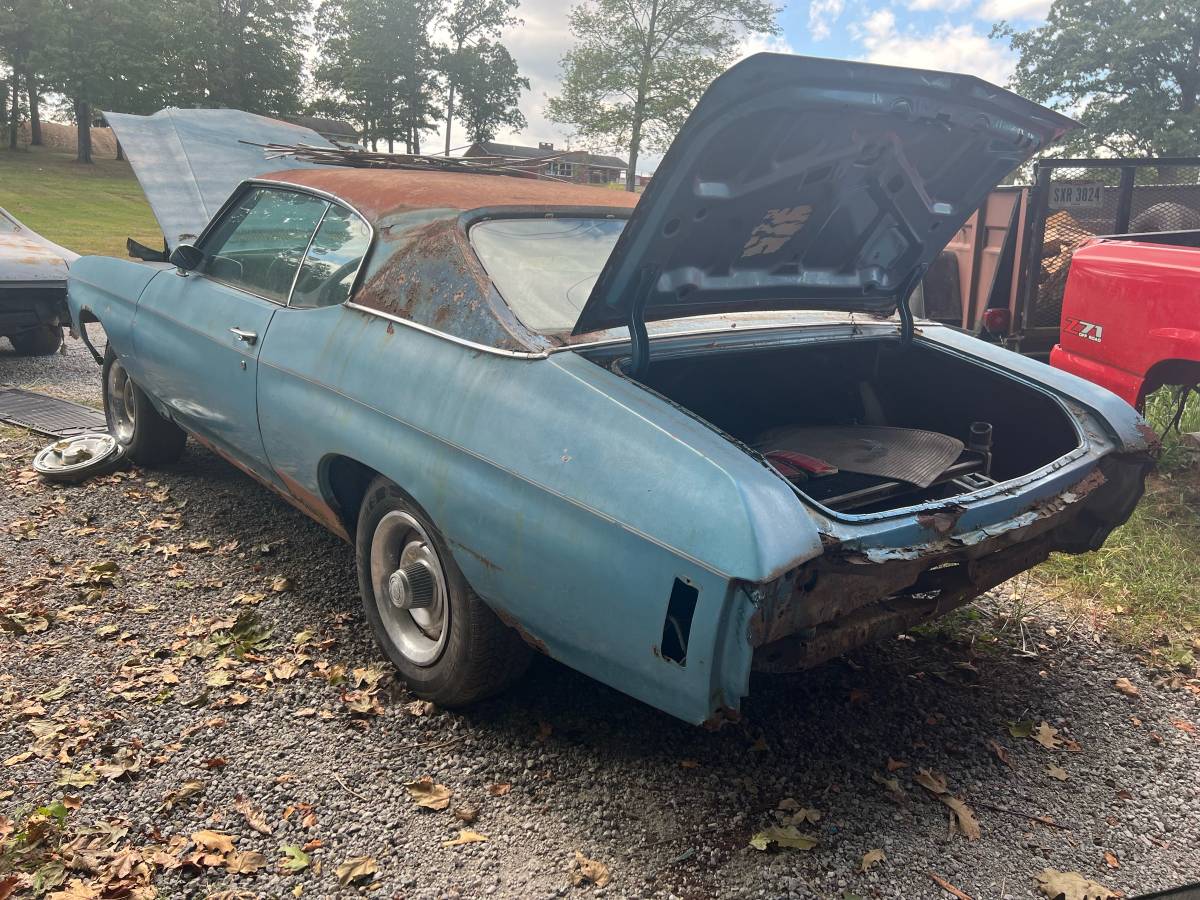 Chevrolet-malibu-1971-blue-2