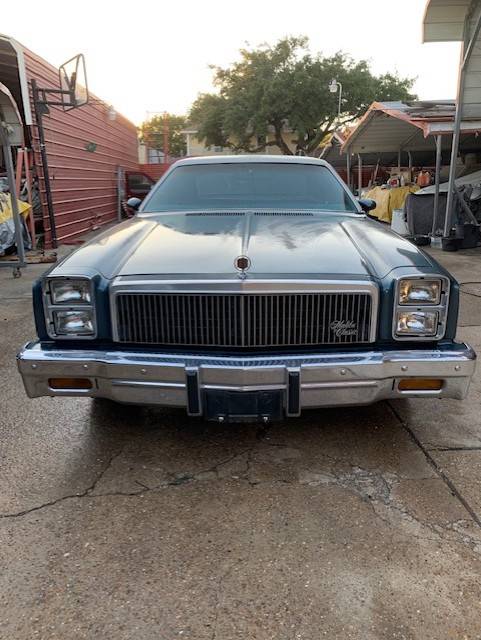 Chevrolet-malibu-1977-blue-10