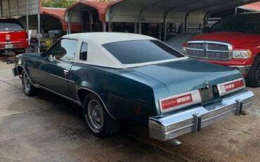 Chevrolet-malibu-1977-blue-13
