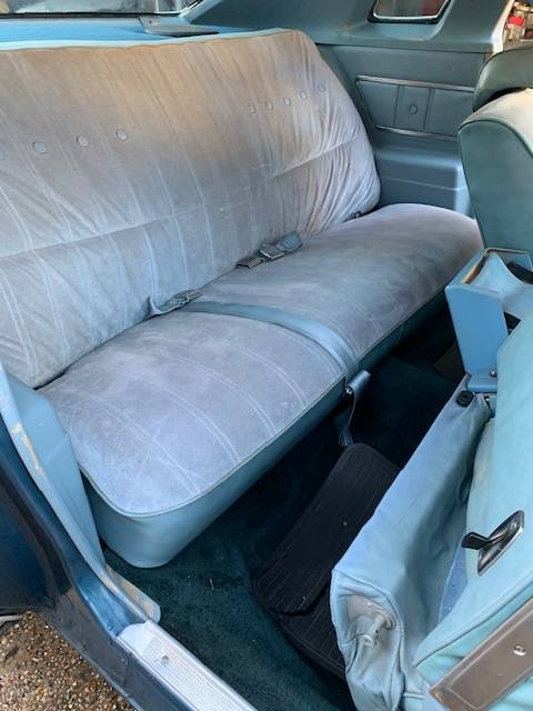 Chevrolet-malibu-1977-blue-5
