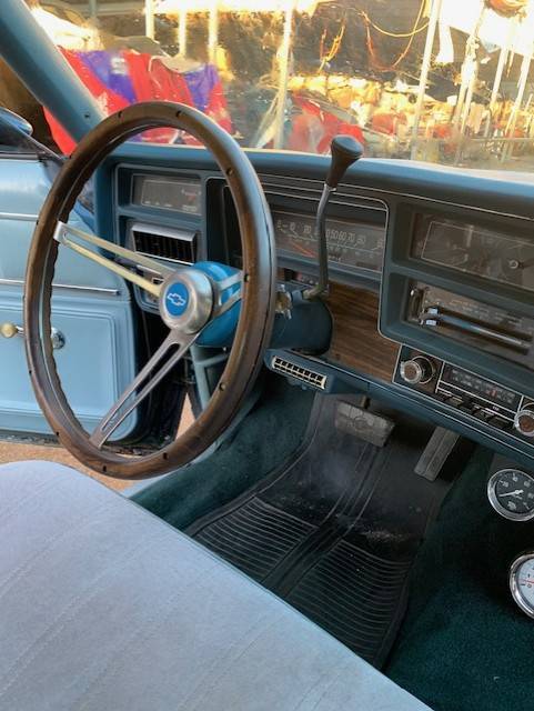Chevrolet-malibu-1977-blue-7