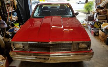 Chevrolet-malibu-classic-1978-red-2