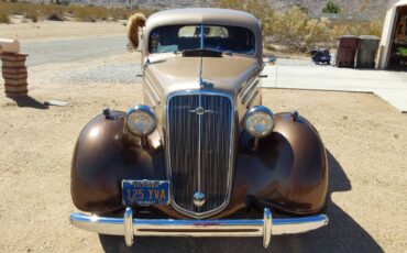 Chevrolet-master-deluxe-1935-brown