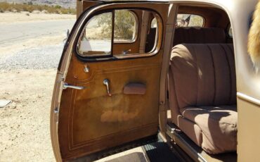 Chevrolet-master-deluxe-1935-brown-5