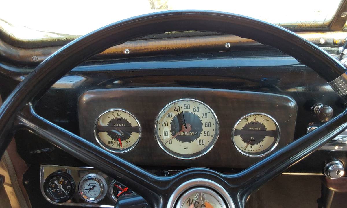 Chevrolet-master-deluxe-1935-brown-8