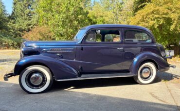 Chevrolet-master-deluxe-2-door-sedan-1937-blue-1