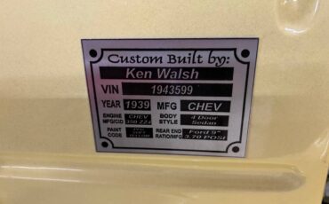Chevrolet-master-deluxe-85-1939-yellow-13