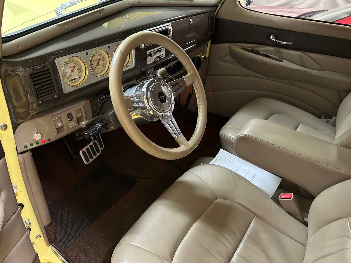 Chevrolet-master-deluxe-85-1939-yellow-6