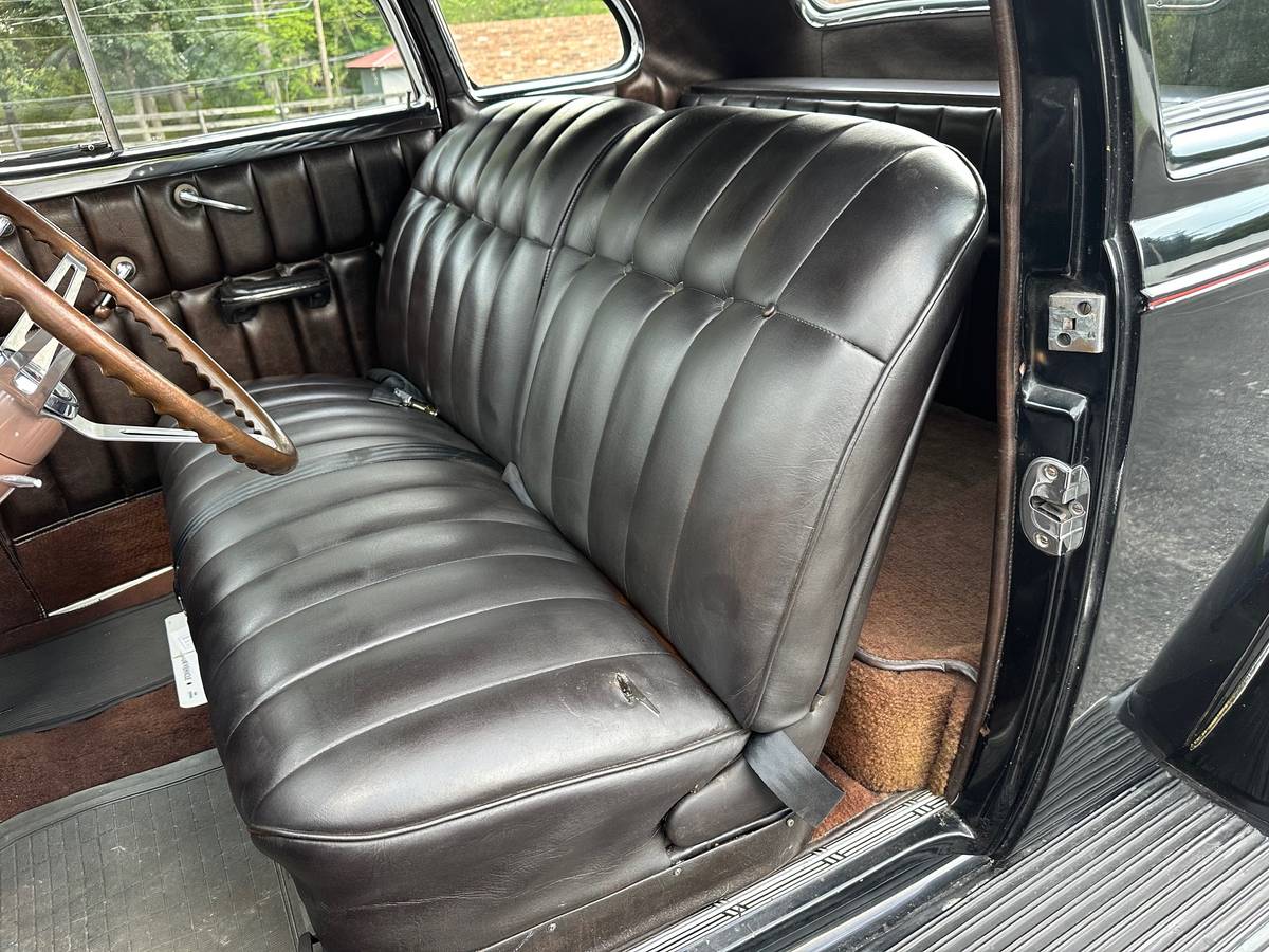 Chevrolet-master-deluxe-coupe-1939-black-13