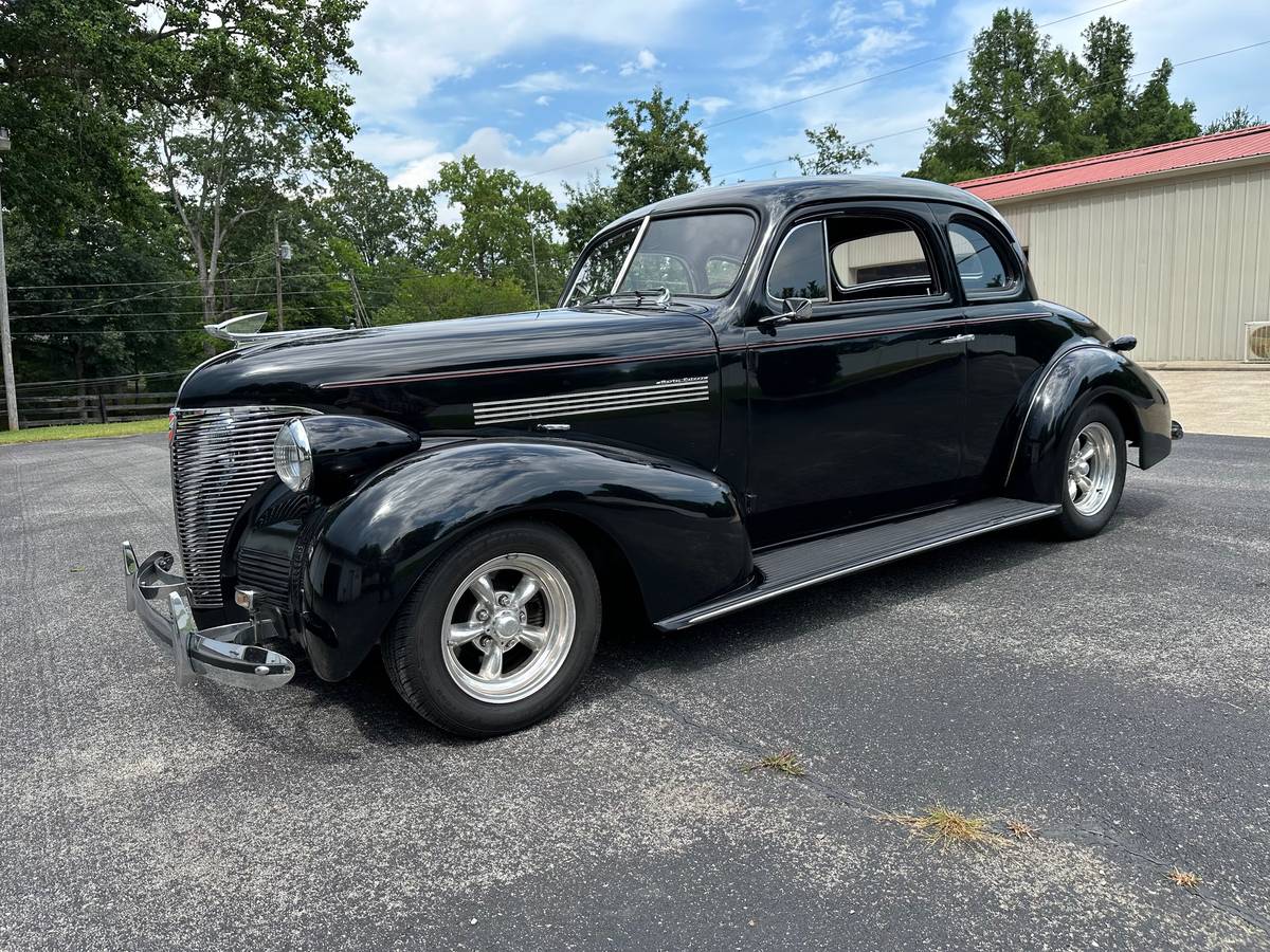 Chevrolet-master-deluxe-coupe-1939-black-20