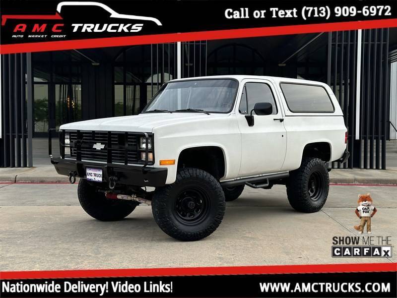 Chevrolet-military-truck-12-ton-nominal-diesel-1985-white-24