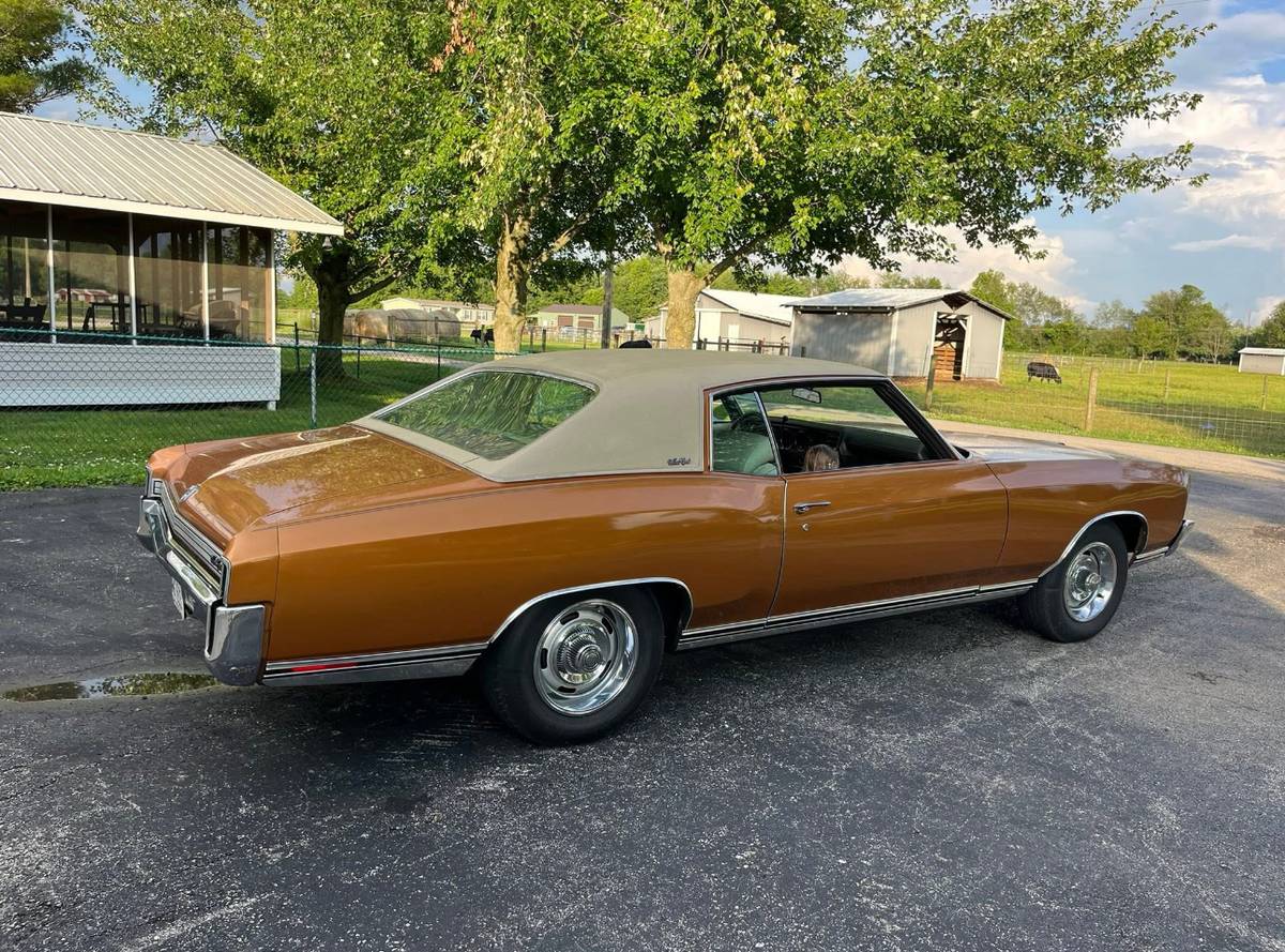 Chevrolet-monte-carlo-1972-17