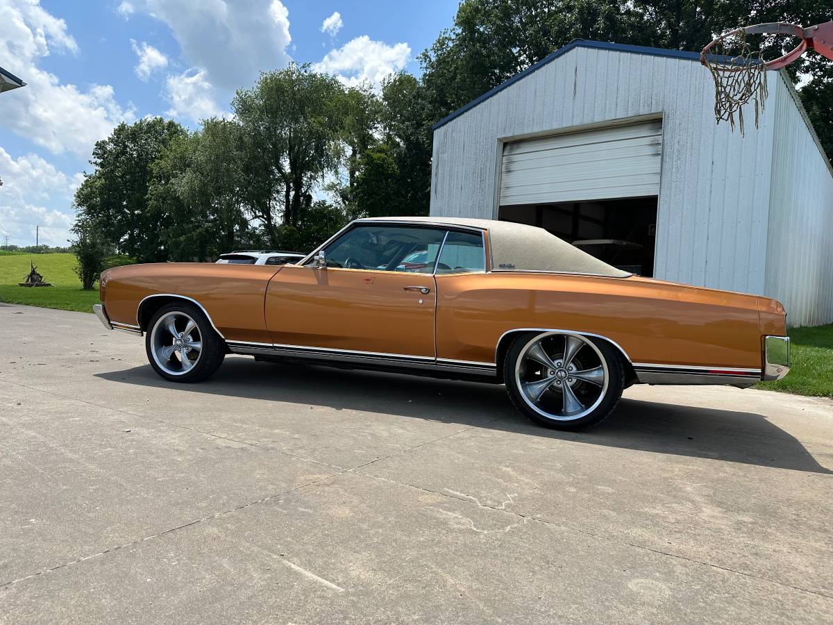 Chevrolet-monte-carlo-1972-2
