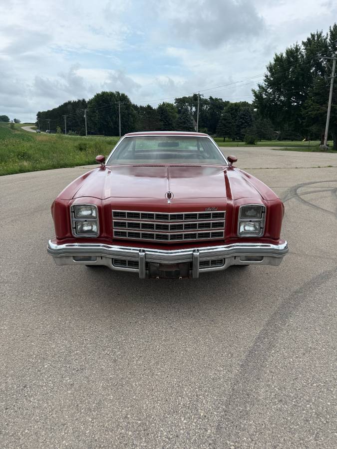 Chevrolet-monte-carlo-1977-red-4