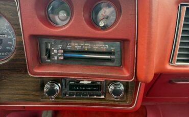 Chevrolet-monte-carlo-1977-red-9