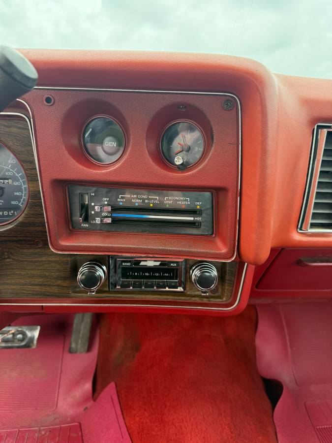 Chevrolet-monte-carlo-1977-red-9