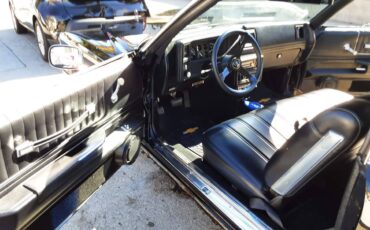 Chevrolet-monte-carlo-1979-black-11