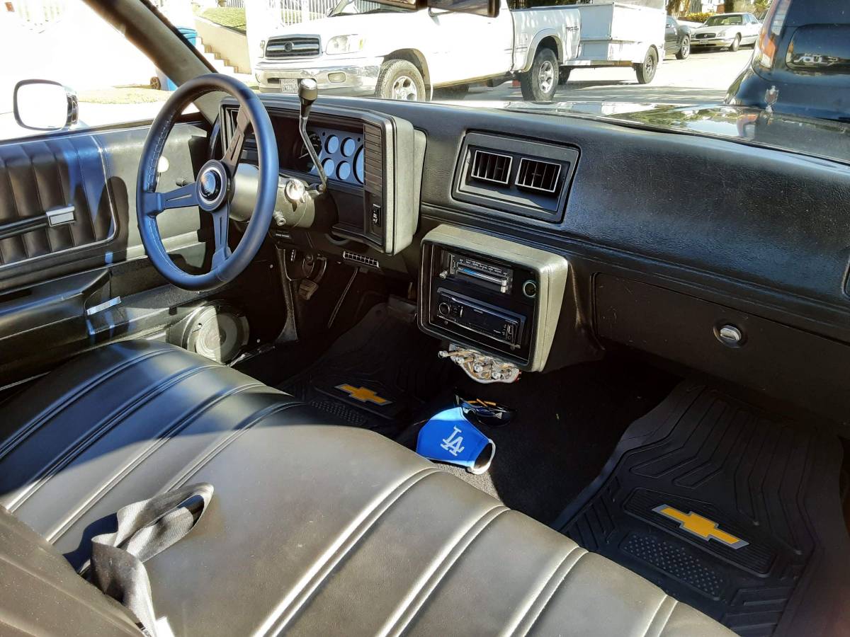 Chevrolet-monte-carlo-1979-black-18
