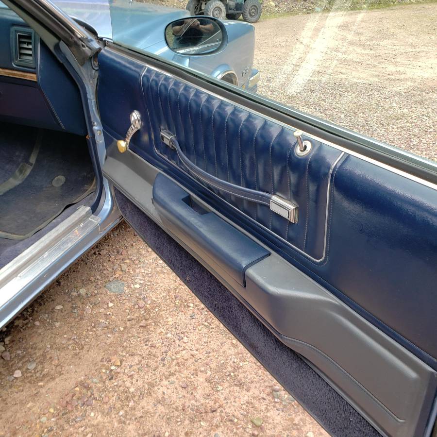 Chevrolet-monte-carlo-1980-blue-7