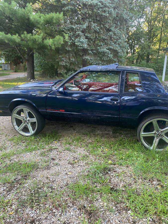 Chevrolet-monte-carlo-1983-blue-2