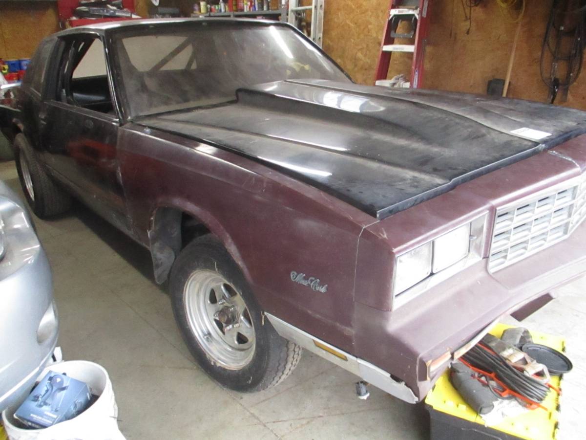 Chevrolet-monte-carlo-1986-black-2