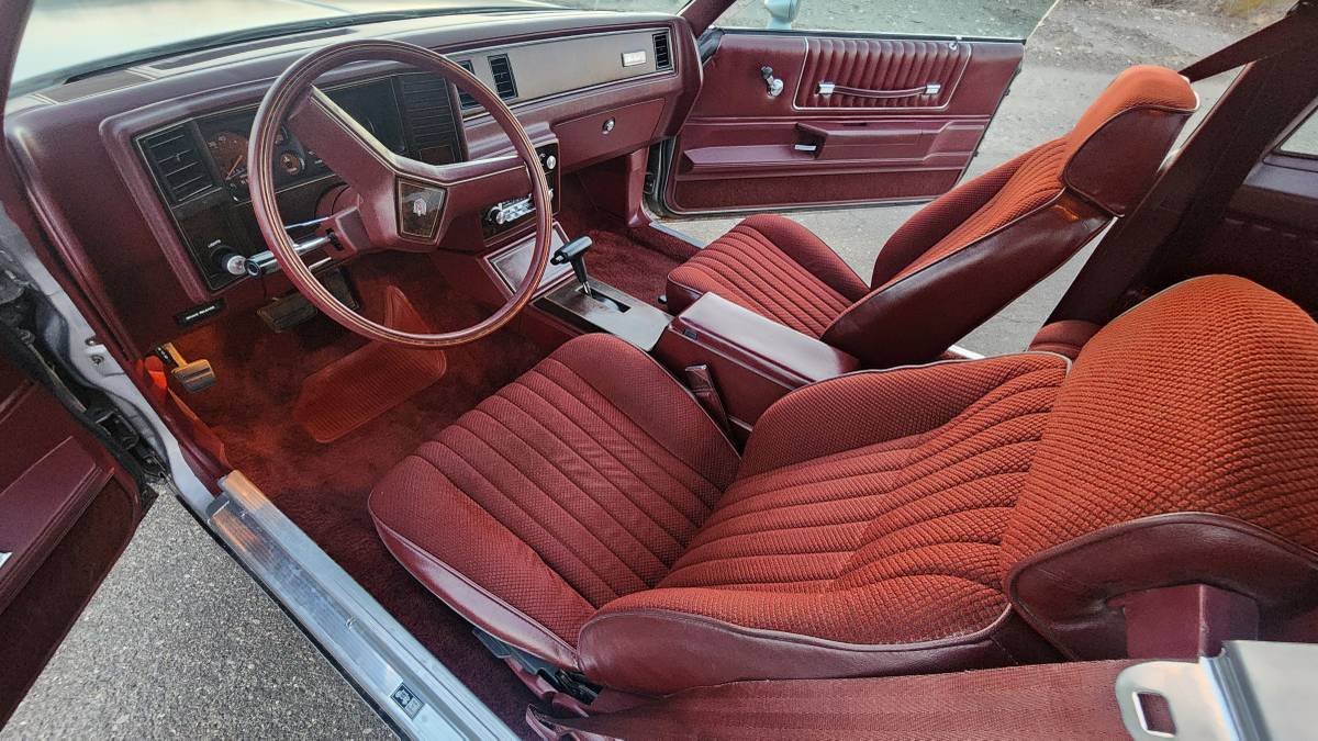 Chevrolet-monte-carlo-ls-1984-silver-6