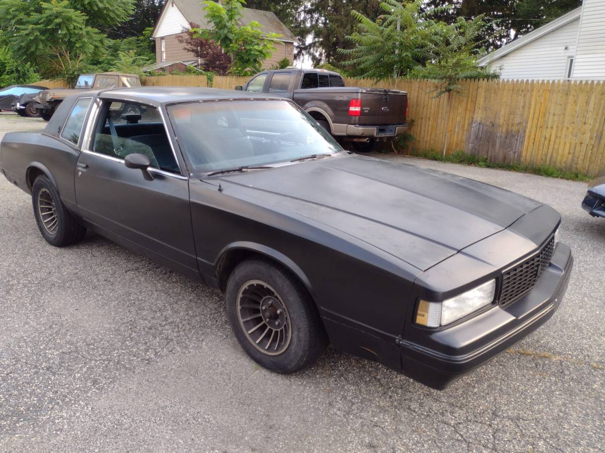 Chevrolet-monte-carlo-ls-1986-black-2