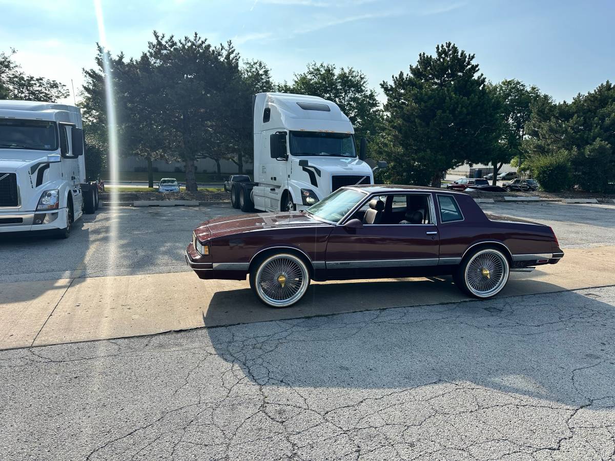 Chevrolet-monte-carlo-ls-1987-custom-10