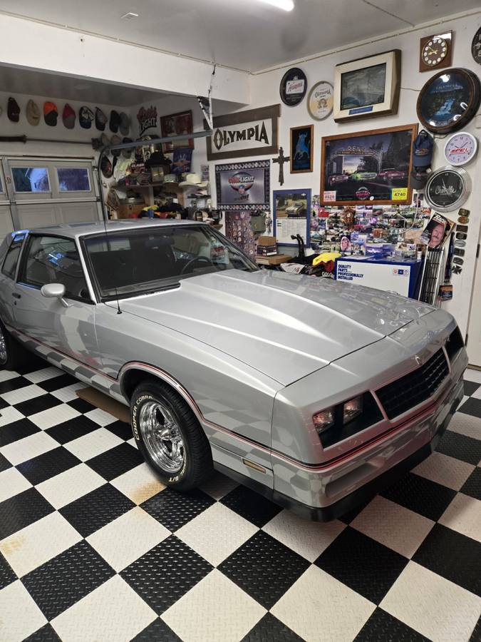Chevrolet-monte-carlo-ss-1985-silver-4