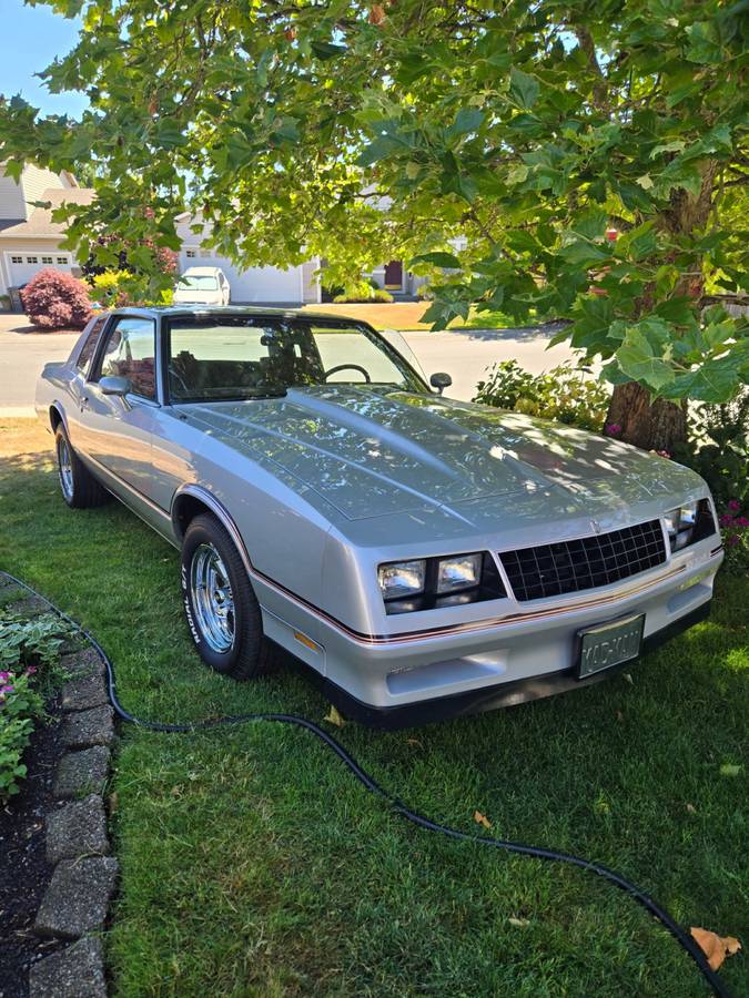 Chevrolet-monte-carlo-ss-1985-silver
