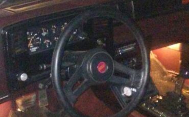 Chevrolet-monte-carlo-ss-1985-white-11