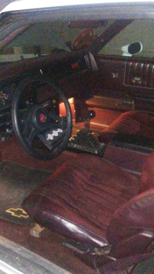 Chevrolet-monte-carlo-ss-1985-white-8