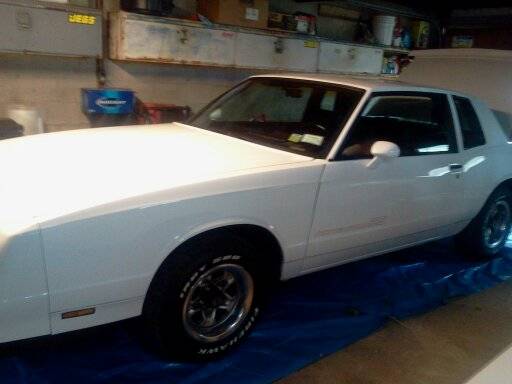 Chevrolet-monte-carlo-ss-1985-white-9