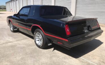 Chevrolet-monte-carlo-ss-1986-black-12